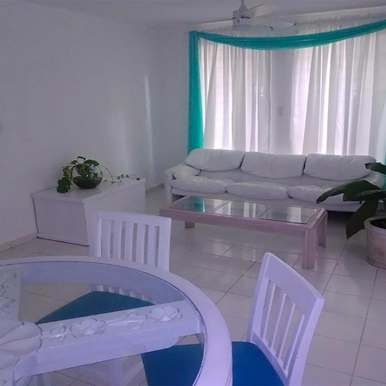 Cancun Villa Turquesa, amplia, excelente ubicación. - Apartamento - 3