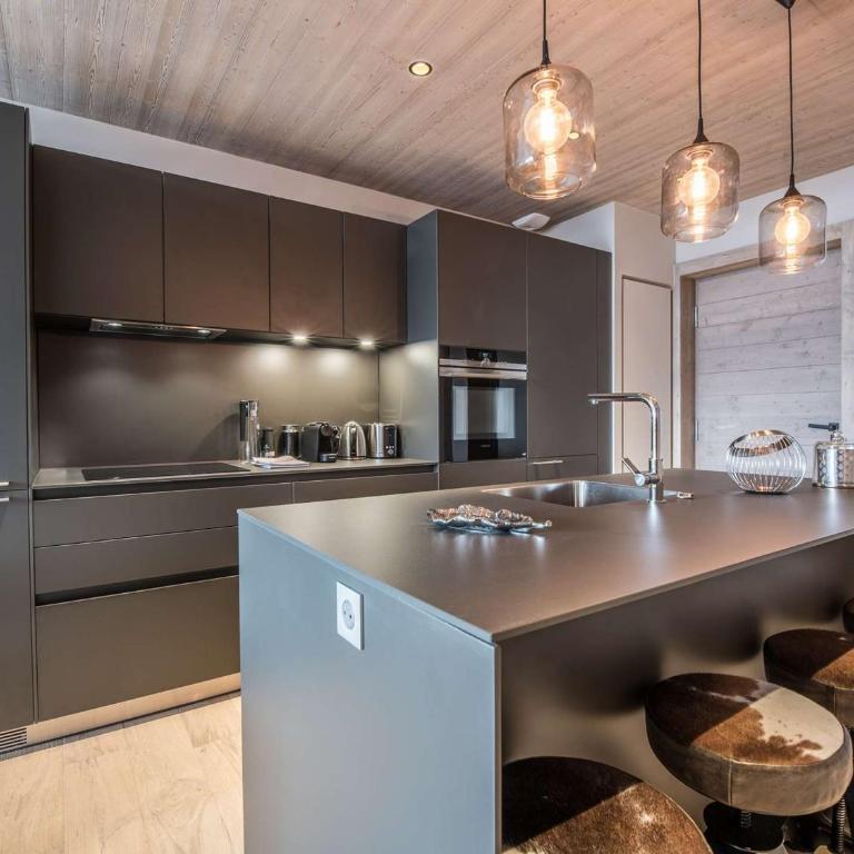 Courchevel 1550 - 5 pers, centre, parking, Wi-Fi - FR-1-631-199 - Apartamento - 6