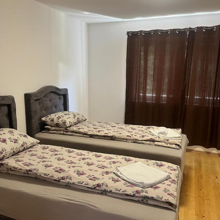 Lovely Riverline Apartment - Two-Bedroom Apartment - 7