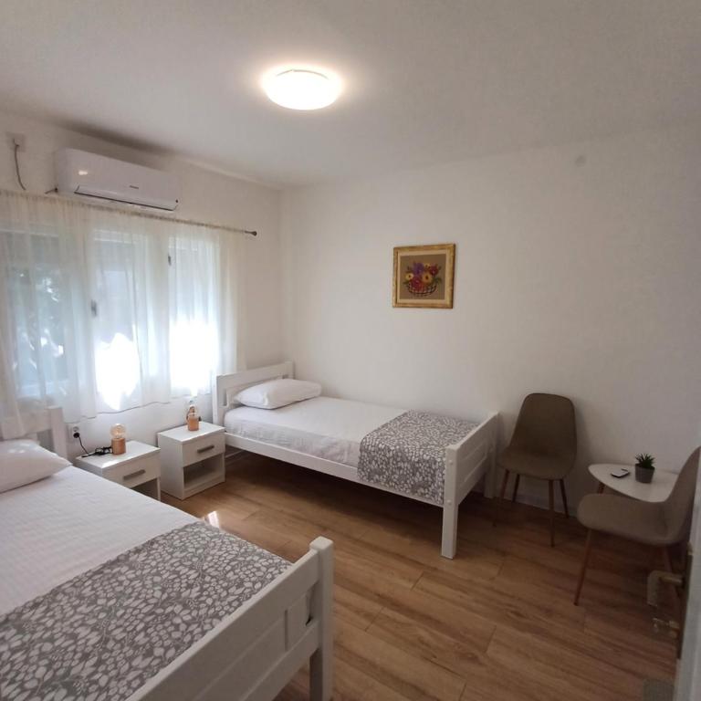 Guest House Mostar - Twin Room - 11