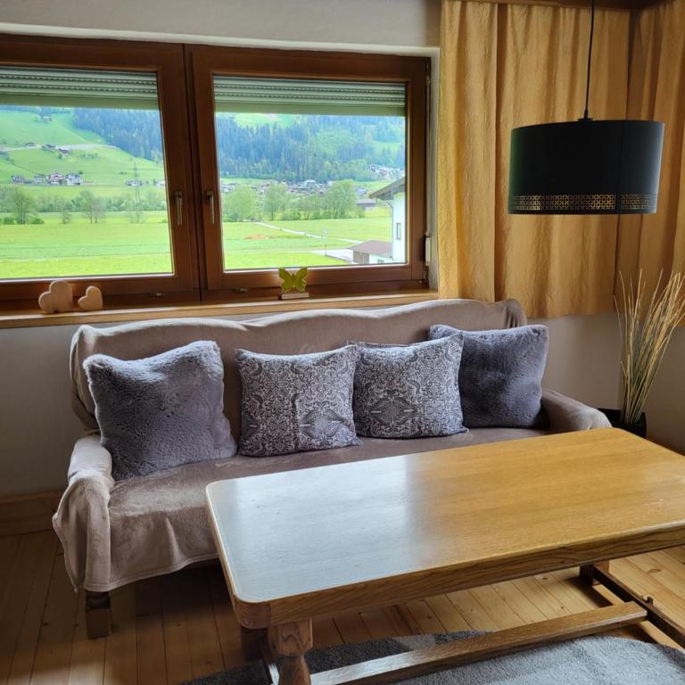 Apartment bei Anna - Two-Bedroom Apartment with Bathroom - 27