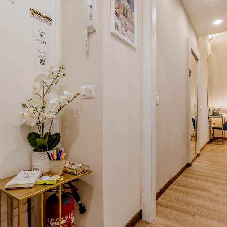 Queen of Rome Luxury Rooms - Deluxe Zimmer - 43