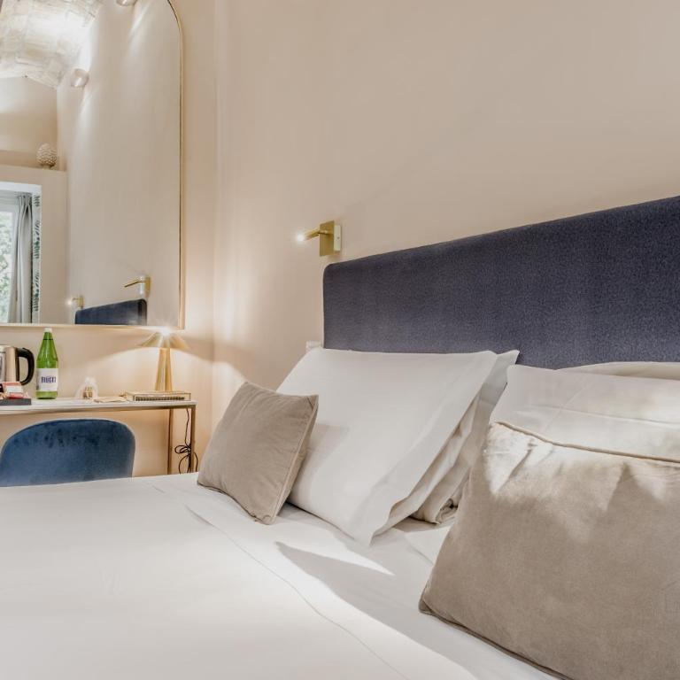 Queen of Rome Luxury Rooms - Deluxe Zimmer - 9