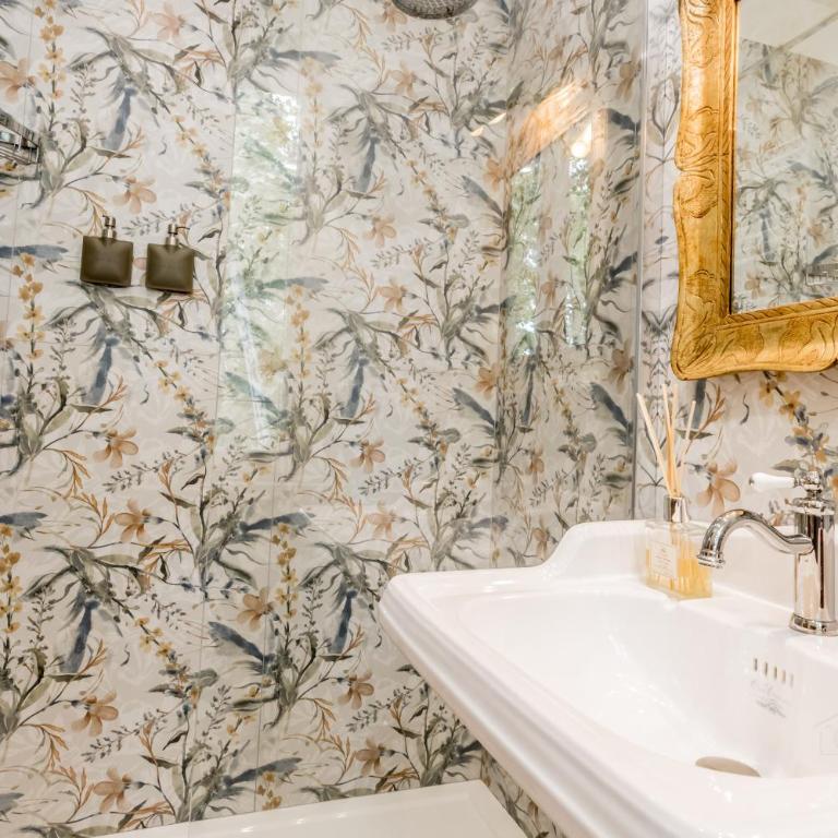 Queen of Rome Luxury Rooms - Deluxe Zimmer - 18