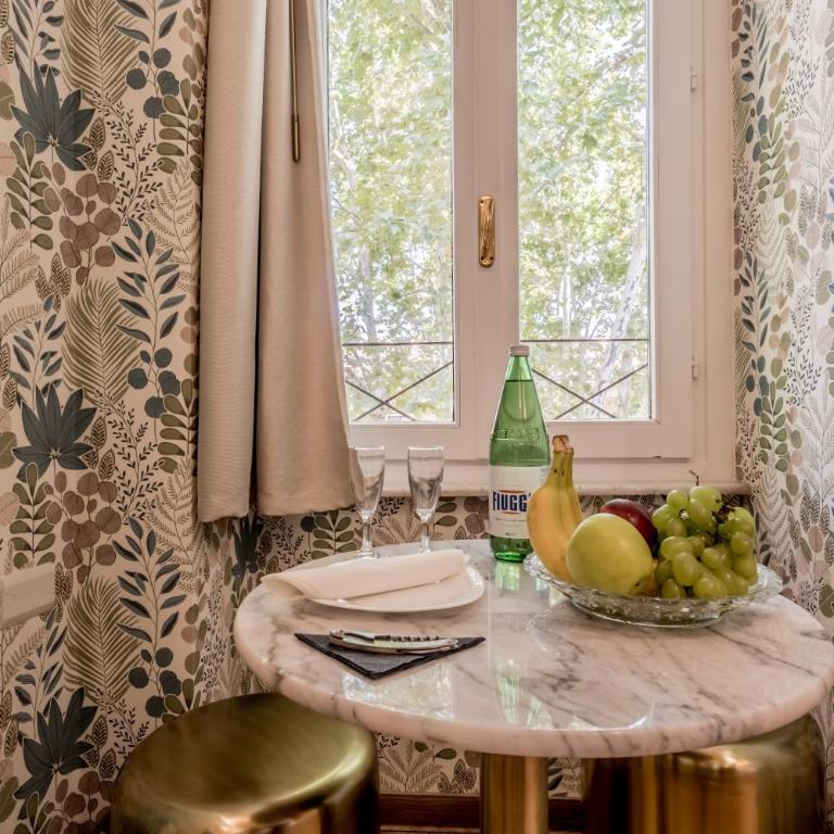 Queen of Rome Luxury Rooms - Deluxe Zimmer - 18