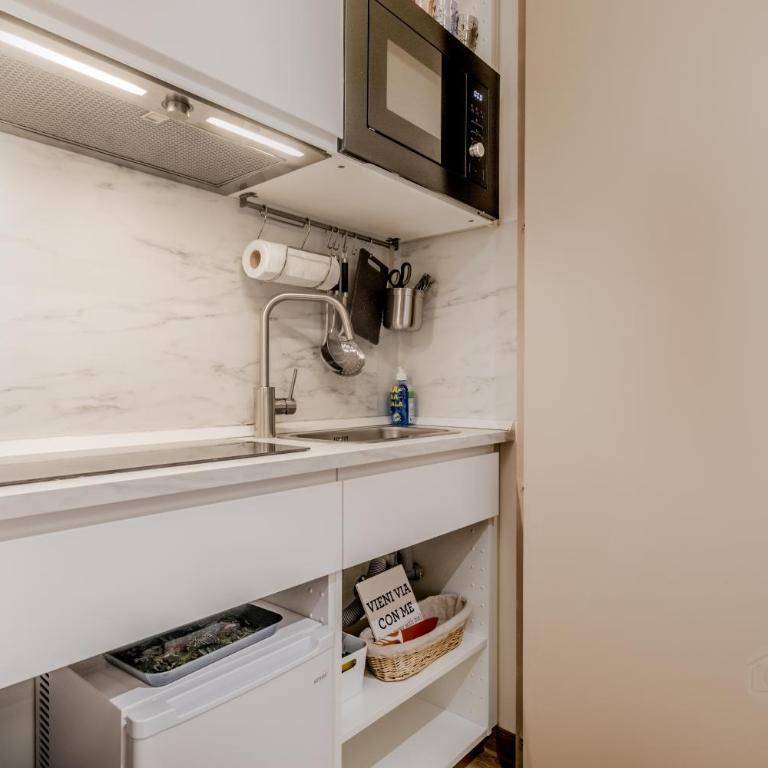 Queen of Rome Luxury Rooms - Deluxe Zimmer - 39