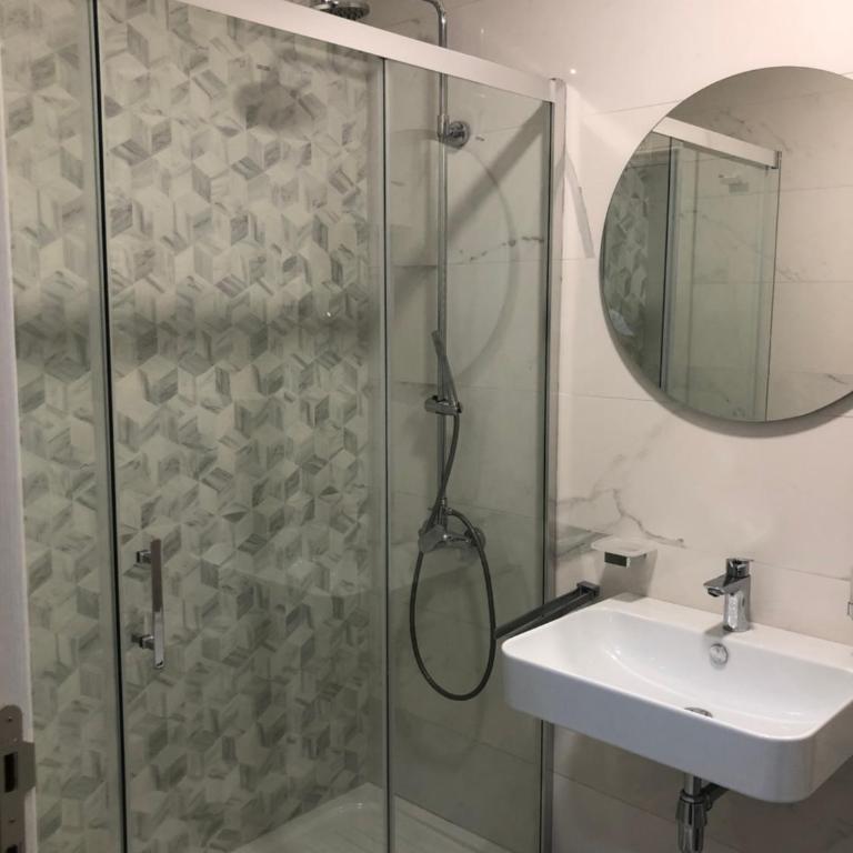 Central point Udoban stan u elitnom dijelu Podgorice - Apartman sa 1 Spavaćom Sobom - 3