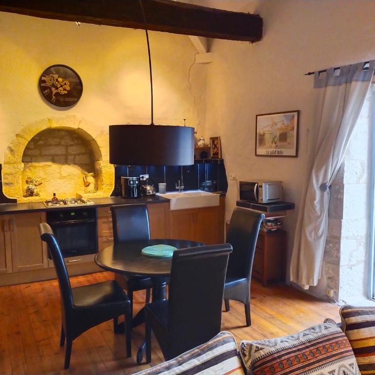 Maison de caractère dans une belle bastide - Haus mit 1 Schlafzimmer - 4