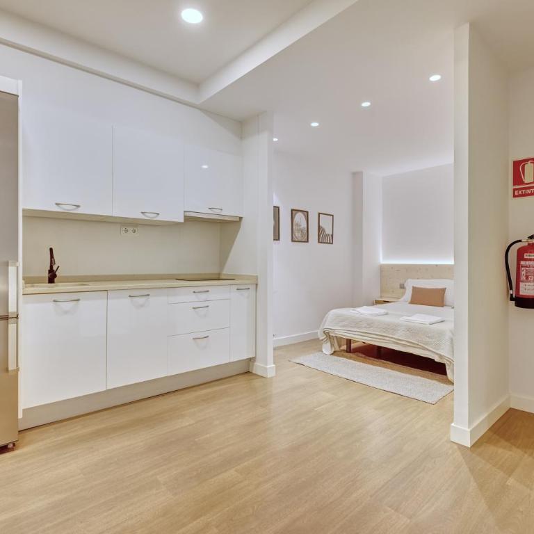 Apartamento Alma de Navarreria by Clabao - Two-Bedroom Apartment - 13