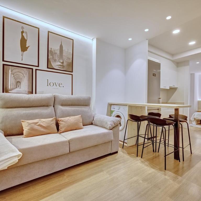 Apartamento Alma de Navarreria by Clabao - Two-Bedroom Apartment - 2