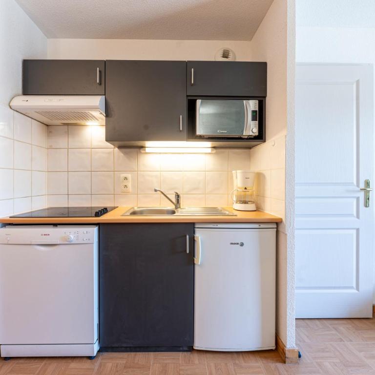 Chez Florent - Appt vue montagne avec piscine - Appartamento con 2 Camere da Letto - 11