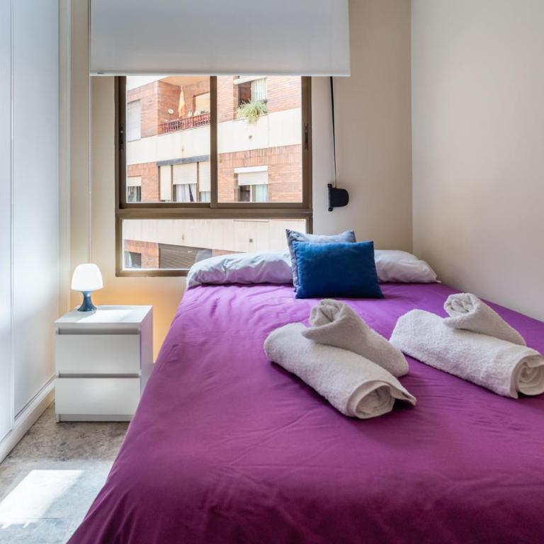 Gran apartamento centro Córdoba con parking gratis - Three-Bedroom Apartment - 3