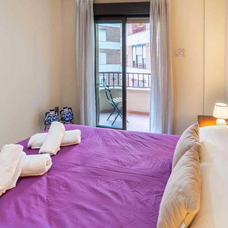 Gran apartamento centro Córdoba con parking gratis - Three-Bedroom Apartment - 43
