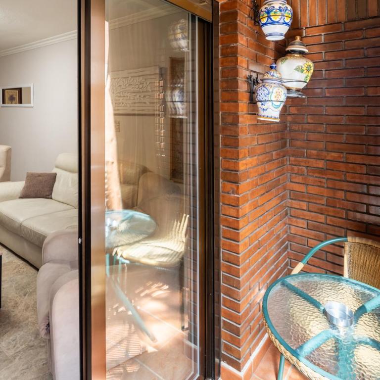 Gran apartamento centro Córdoba con parking gratis - Three-Bedroom Apartment - 31
