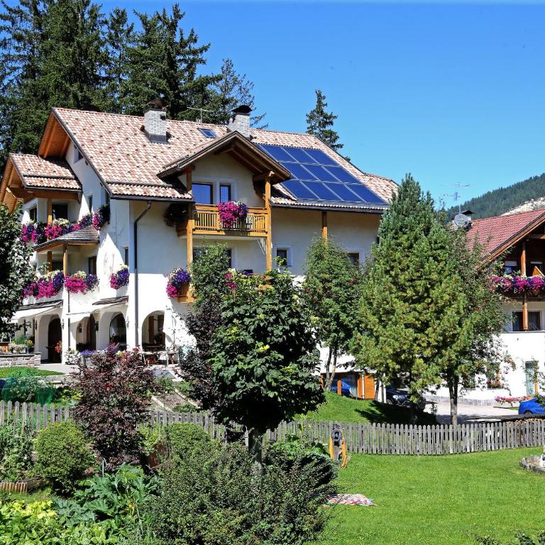 Garnì Lasteis B&B - apartments - Camera Matrimoniale con Vista Montagna - 2