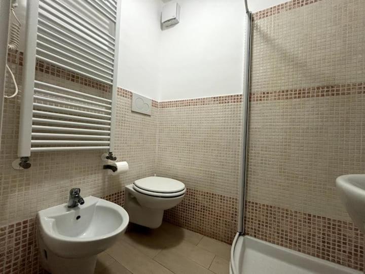 ROUTE 64 MONOPOLI - EAST - Historic Center - Appartamento con 2 Camere da Letto - 54