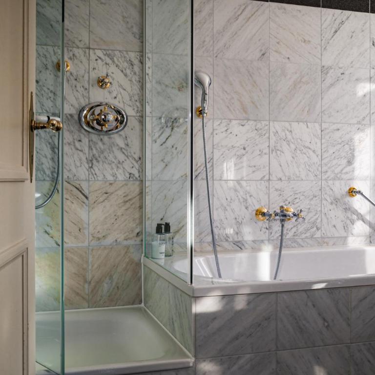 AMERON Neuschwanstein Alpsee Resort & Spa - Doppelzimmer - Jägerhaus - 10