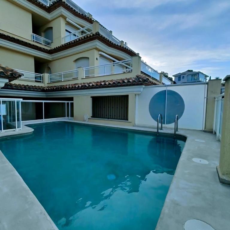 Residencial Jorge, apartamento con vistas y garaje - Apartamento - 20