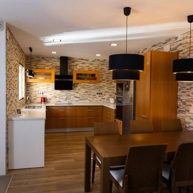 Chalet Con Piscina Privada - Apartment - 22