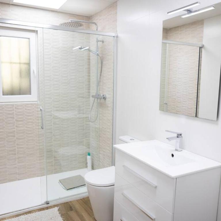 Chalet Con Piscina Privada - Apartment - 37