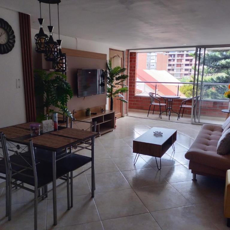 Moderno, 3hab, elegante, la mejor ubicación - Apartamento de 3 dormitorios - 32