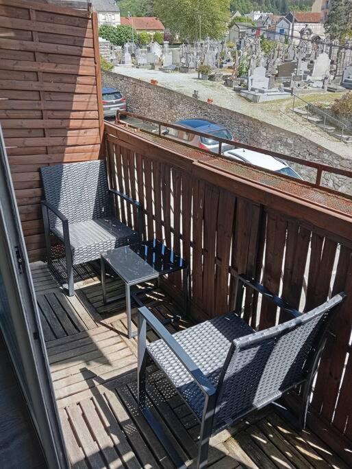 Sanctuaire Lourdes 180 M2 duplex 5 chambres 15 voyageurs 10 lits balcon - Apartment - 7