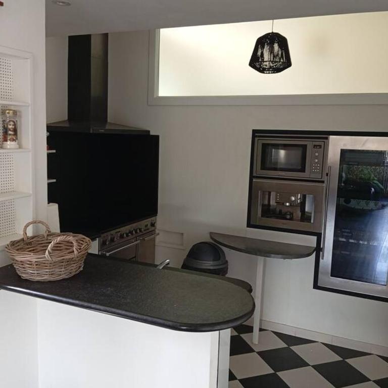 Sanctuaire Lourdes 180 M2 duplex 5 chambres 15 voyageurs 10 lits balcon - Apartment - 16