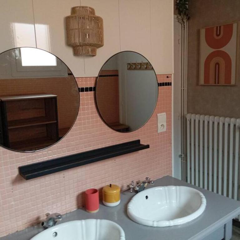 Sanctuaire Lourdes 180 M2 duplex 5 chambres 15 voyageurs 10 lits balcon - Apartment - 24