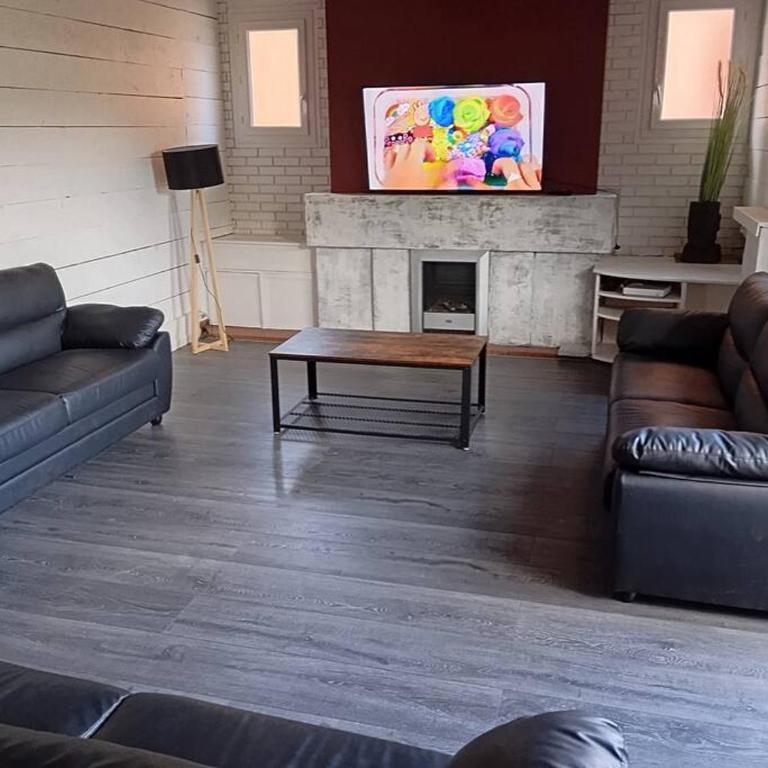 Sanctuaire Lourdes 180 M2 duplex 5 chambres 15 voyageurs 10 lits balcon - Apartment - 33