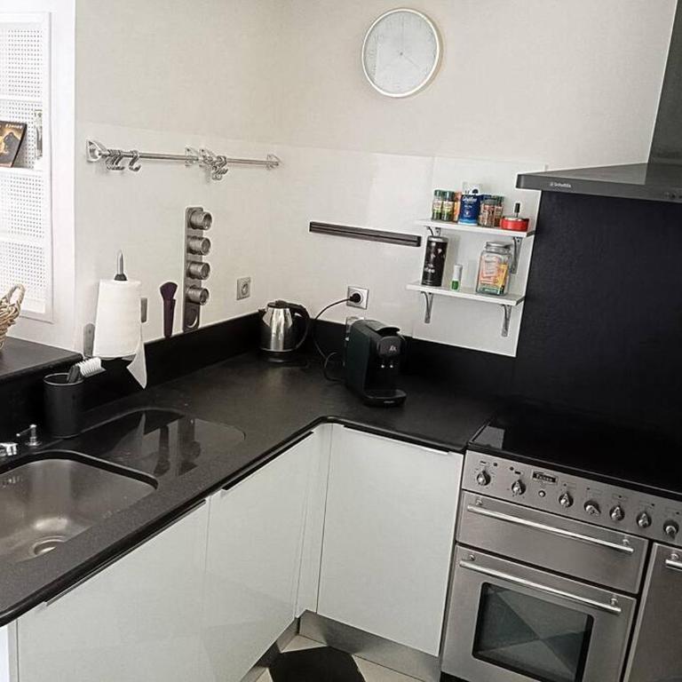 Sanctuaire Lourdes 180 M2 duplex 5 chambres 15 voyageurs 10 lits balcon - Apartment - 34