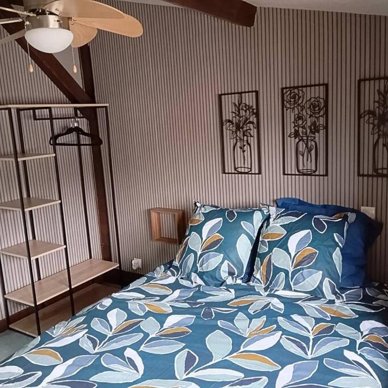Sanctuaire Lourdes 180 M2 duplex 5 chambres 15 voyageurs 10 lits balcon - Apartment - 40