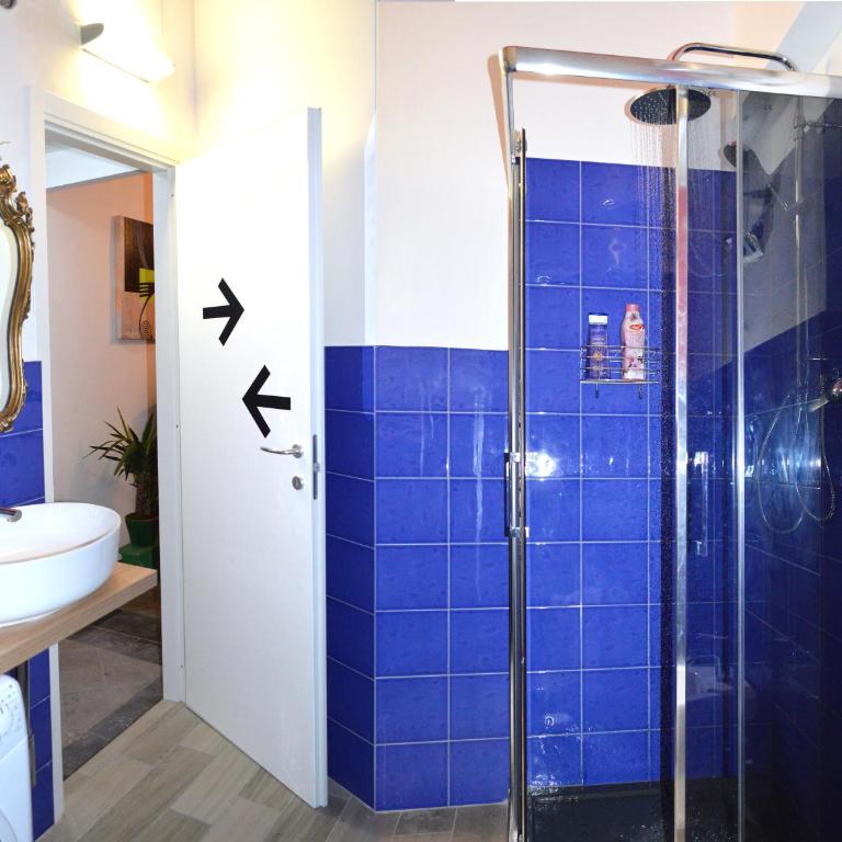 Flat Liberty Turin center Porta Susa, reserved parking - One-Bedroom Apartment - 24