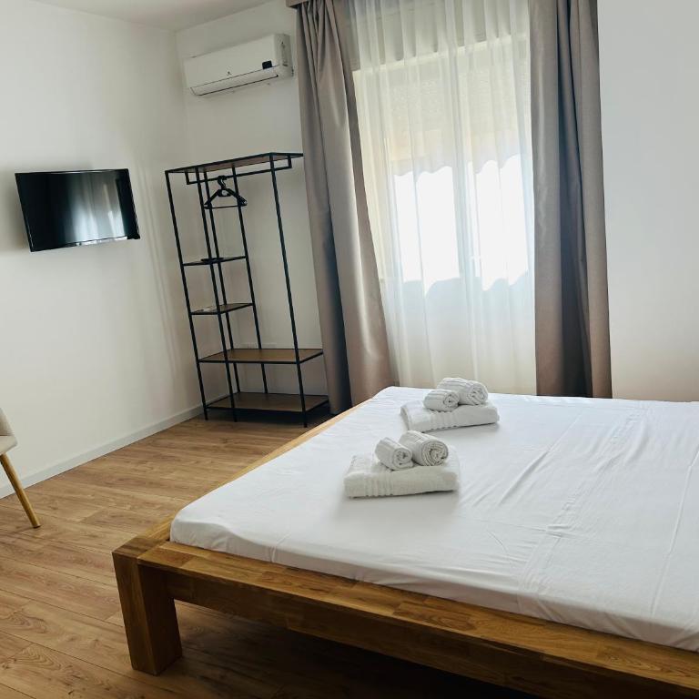 Nettuno Apartment - Two-Bedroom Apartment - 3