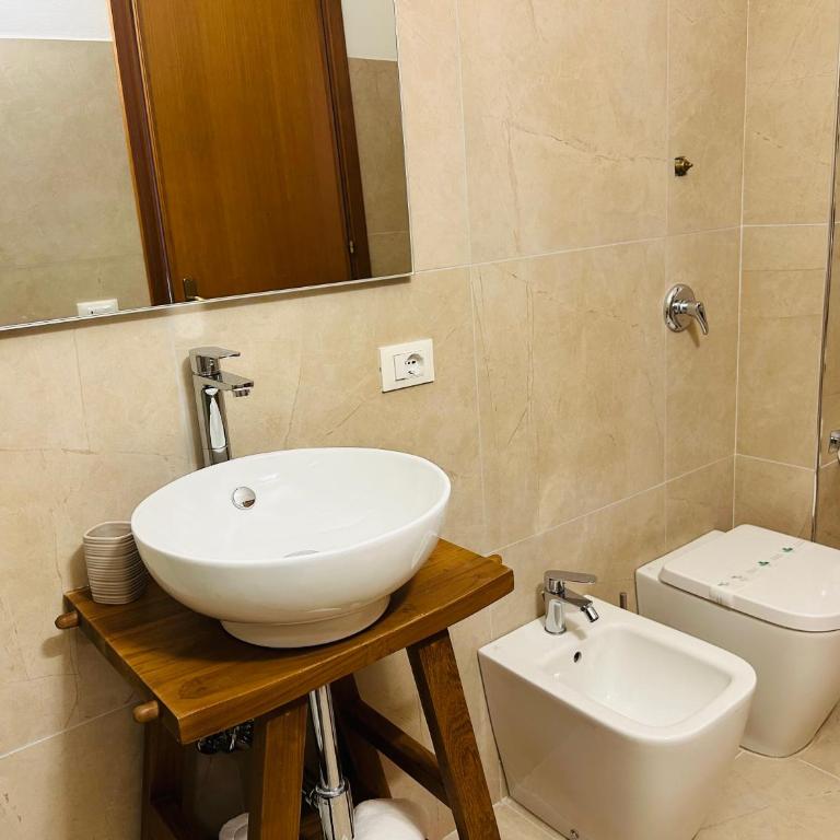 Nettuno Apartment - Two-Bedroom Apartment - 9