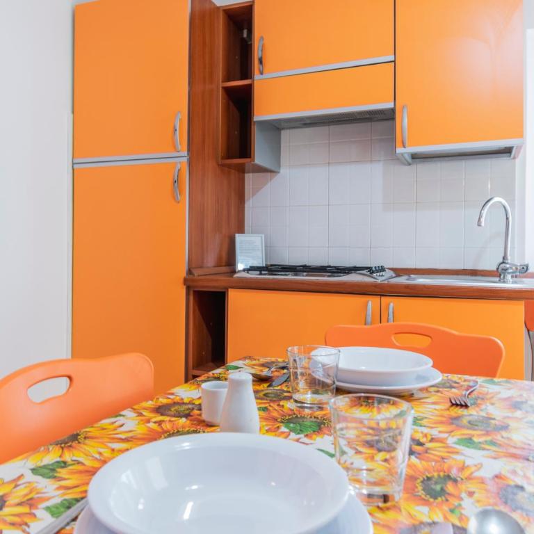 Camping Apuano - Bungalow - 2