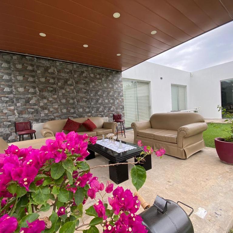 Casa muy cómoda Santa Cruz - Three-Bedroom Apartment with Private Pool - 1