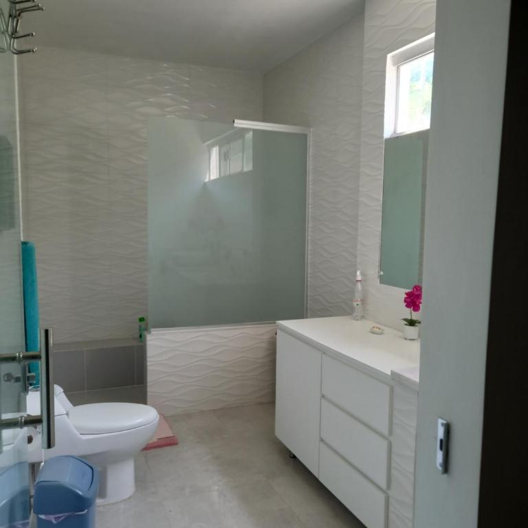 Casa muy cómoda Santa Cruz - Three-Bedroom Apartment with Private Pool - 4