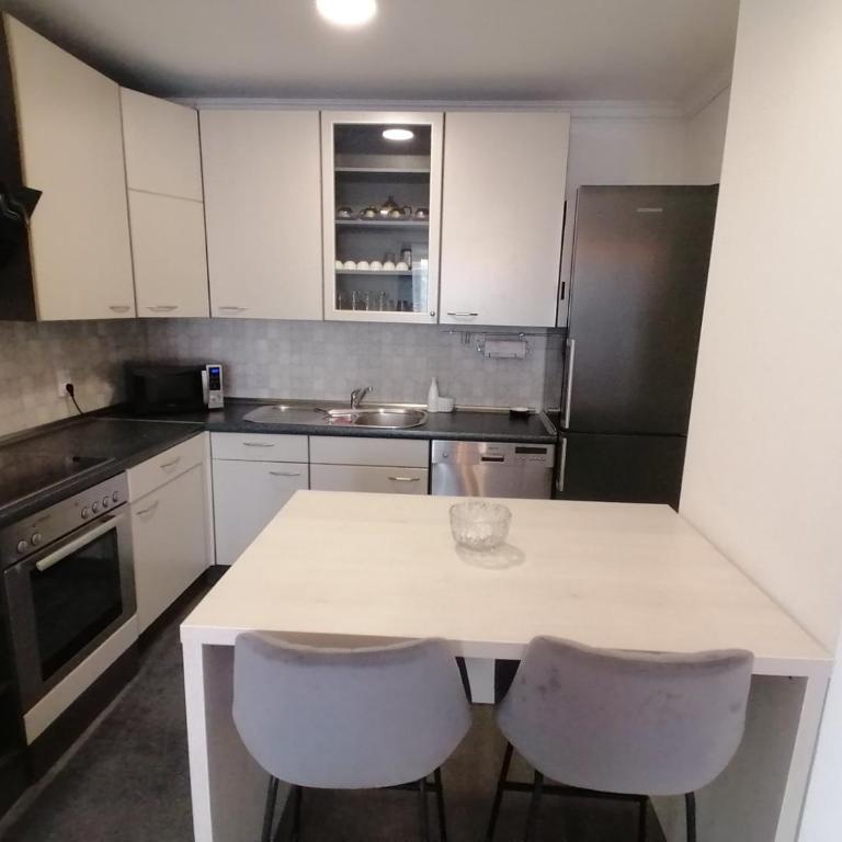 4th Floor Apartment - Two-Bedroom Apartment - 6