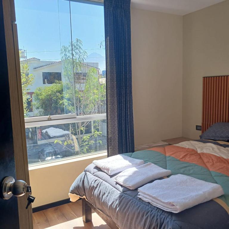 Aparments Av La Paz - Two-Bedroom Deluxe Apartment - 3