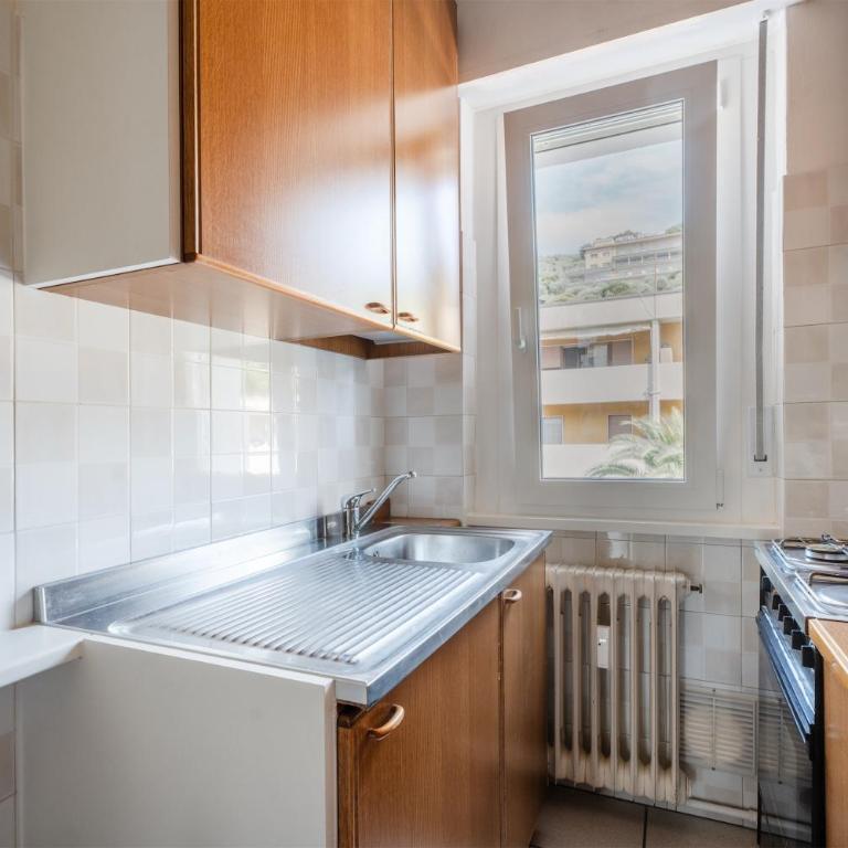 Sailing Home - Lake View - Appartamento con 2 Camere da Letto e Balcone - 11