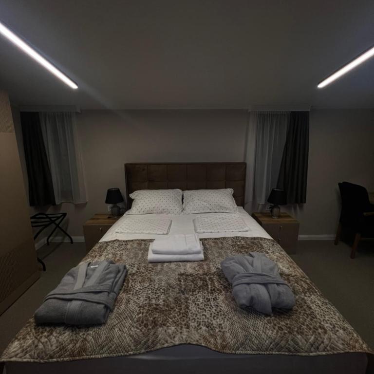 Face 2 Center SUBOTICA - Double Room with Spa Bath - 2