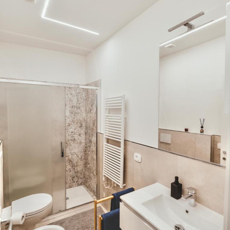 Exclusive Luxury Home with Private Parking - Casa con 2 Camere da Letto - 12