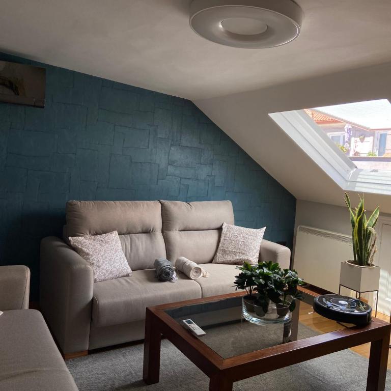 Ático 22 - céntrico, aire acondicionado y parking - Two-Bedroom Apartment - 3