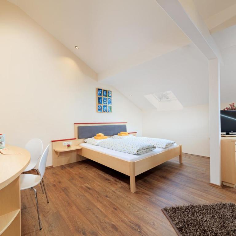 Erkheimer Landhaus - Doppelzimmer - 5