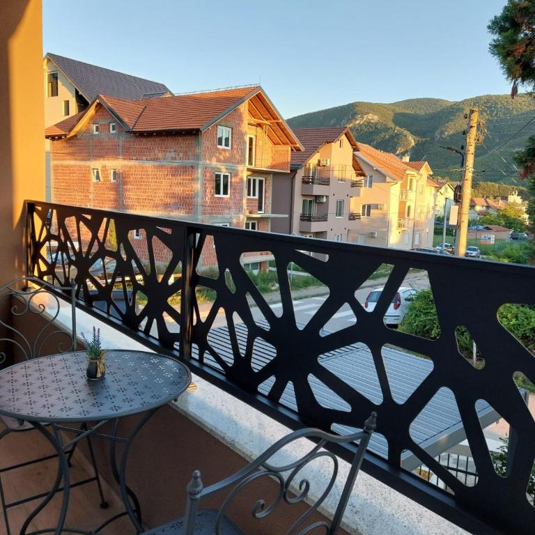 MAFI AS APARTMAN - Apartman sa 2 Spavaće Sobe i Pogledom na Planinu - 9