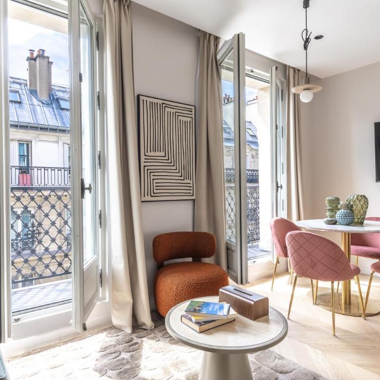 Quartier Libre Marais - Appartement Supérieur - Vue sur Ville - 1