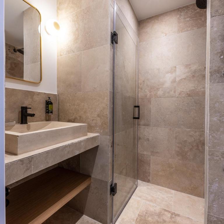 Quartier Libre Marais - Appartement Supérieur - Vue sur Ville - 15