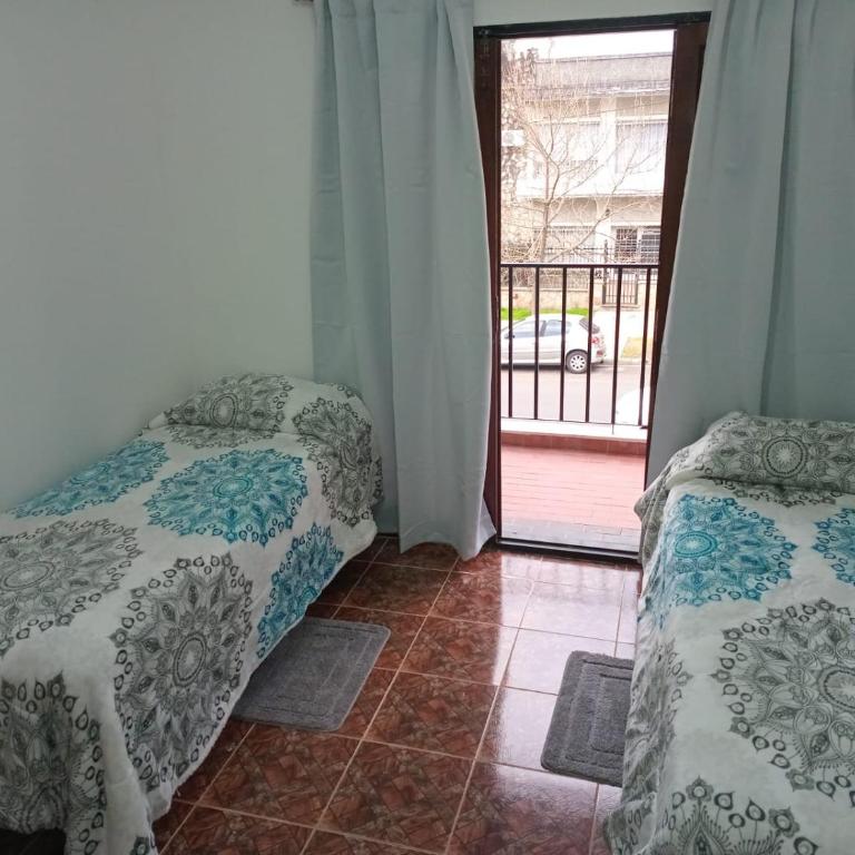Amplia casa en planta alta en Av Mitre Parque Urquiza - Apartamento de 2 dormitorios - 18