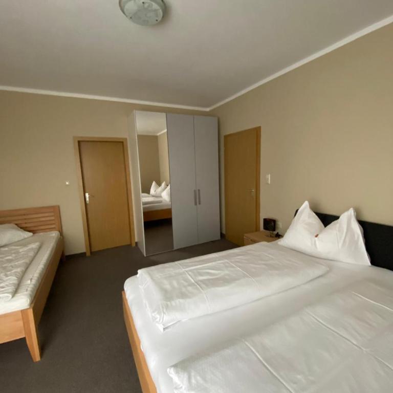 Haus Panorama - Apartment mit 1 Schlafzimmer und Poolblick - 7