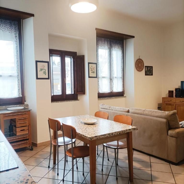 Bright Port View Apartment- Secondary Entrance Free Parking - Appartamento con 2 Camere da Letto - 8